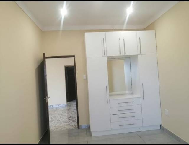 3 BEDROOM PROPERTY TO RENT IN TREASURE BEACH
